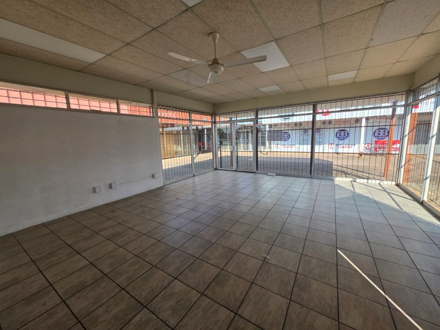 To Let Commercial Property for Rent in Vaalpark Free State